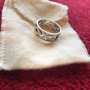 Continuous Ichthus Band